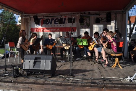 Majales 2012 - Gitarovy subor