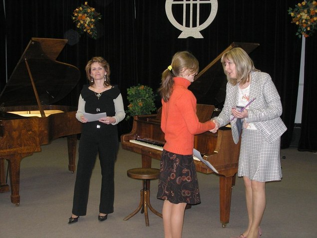 Skolska klavirna sutaz 2008